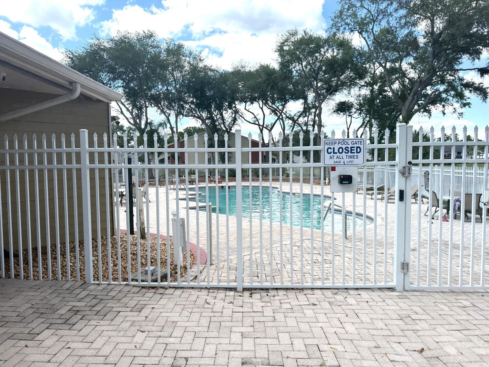 Image 11 of 12 For 308 Lake Parsons Green 206