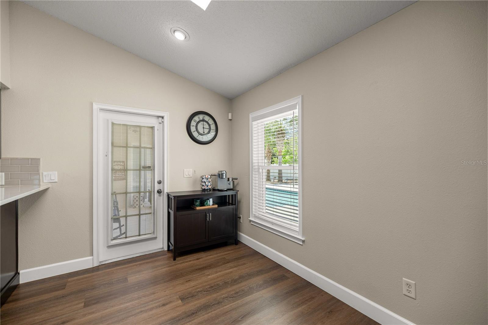 Image 11 of 46 For 5078 107th Loop