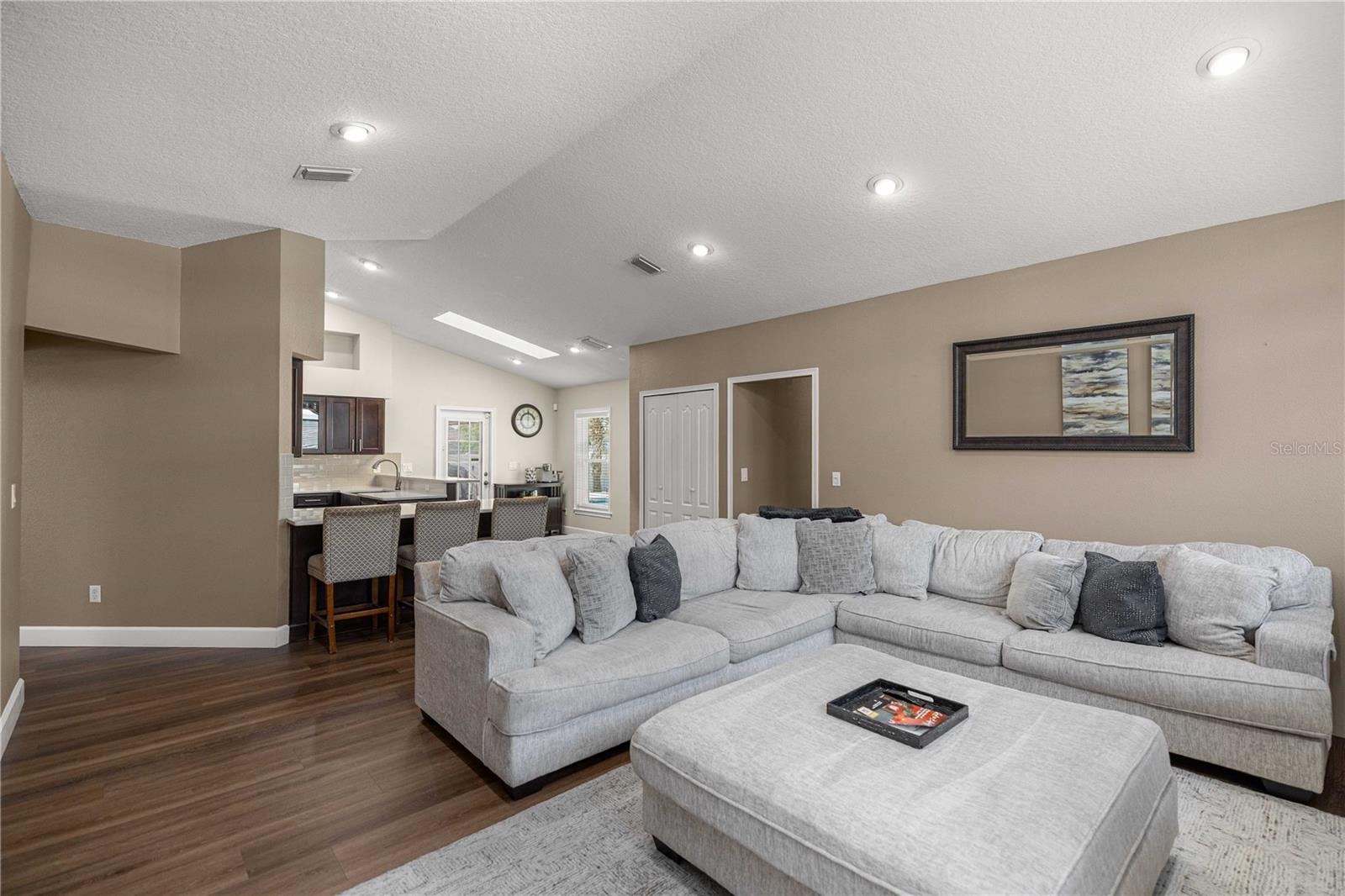 Image 12 of 46 For 5078 107th Loop