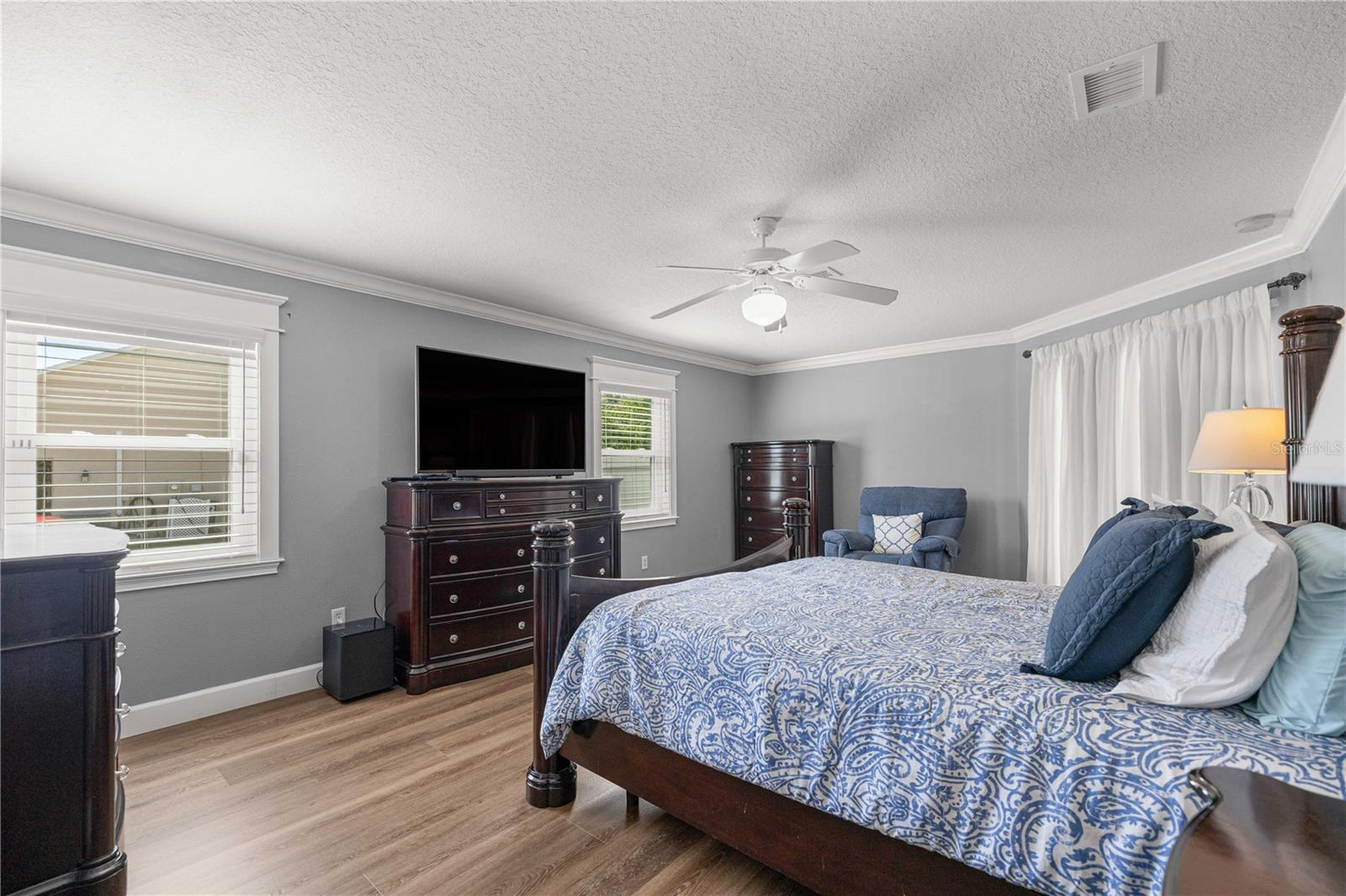 Image 15 of 46 For 5078 107th Loop