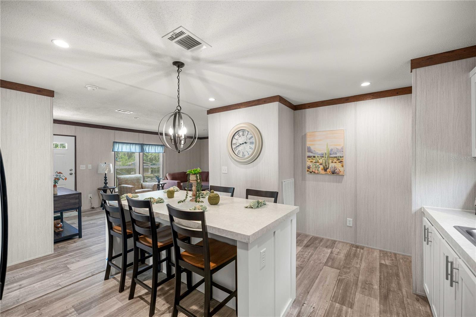 Image 11 of 30 For 17360 65th Street