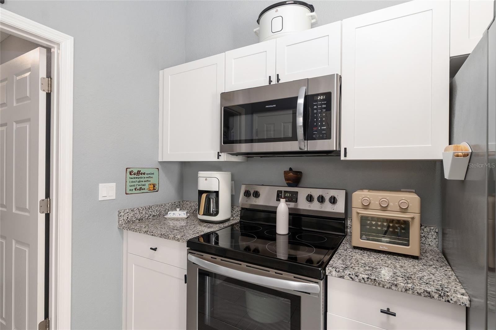 Image 17 of 88 For 20264 69th Place