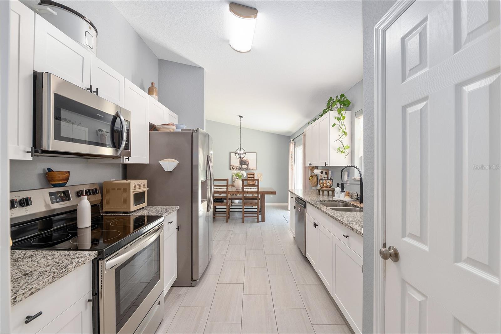 Image 19 of 88 For 20264 69th Place