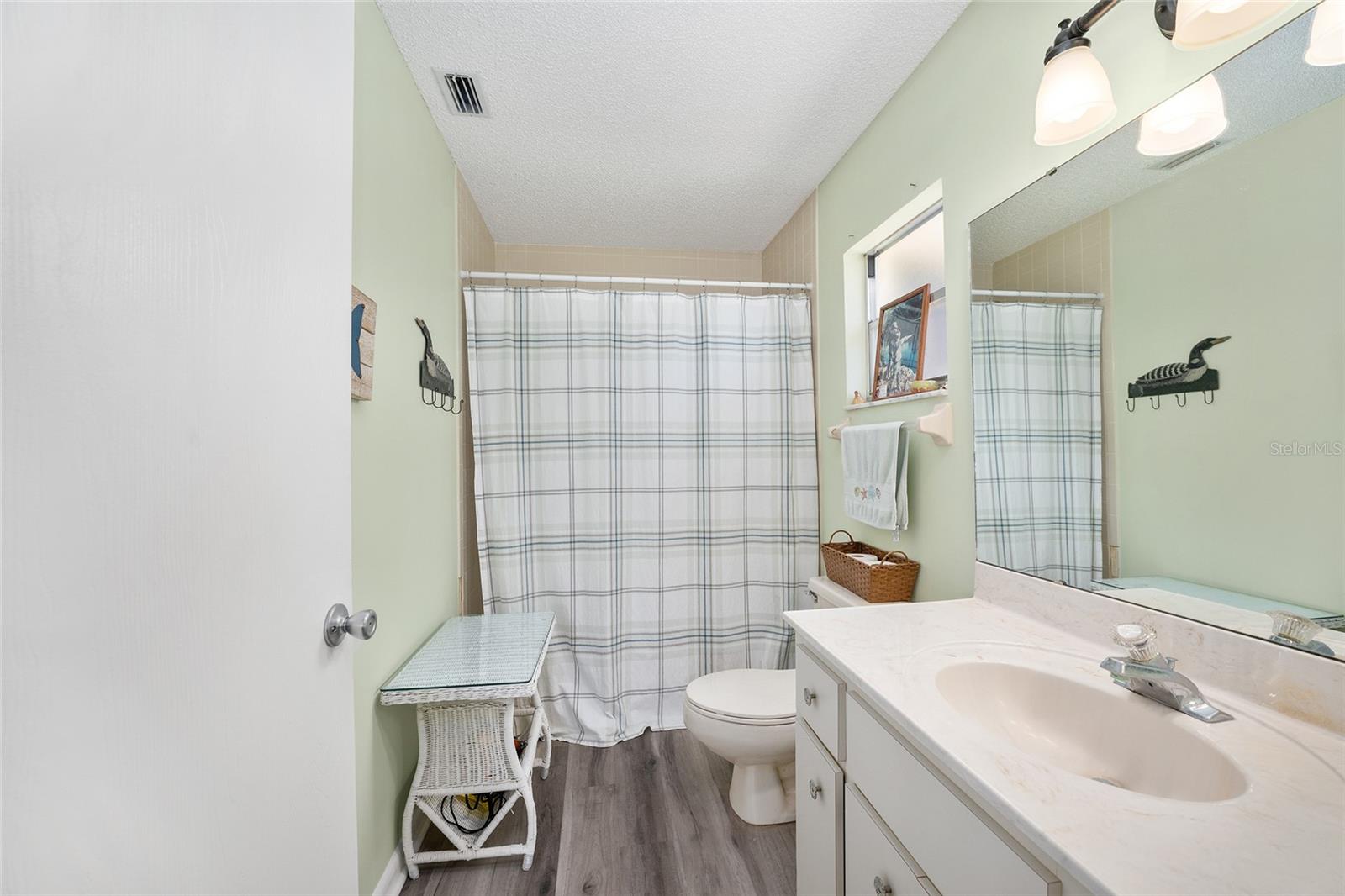 Image 21 of 34 For 8762 91st Street D