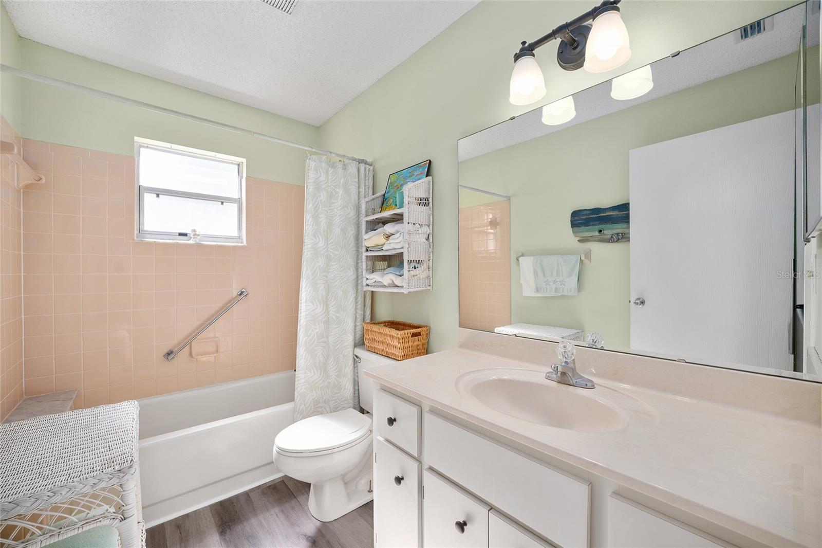 Image 23 of 34 For 8762 91st Street D