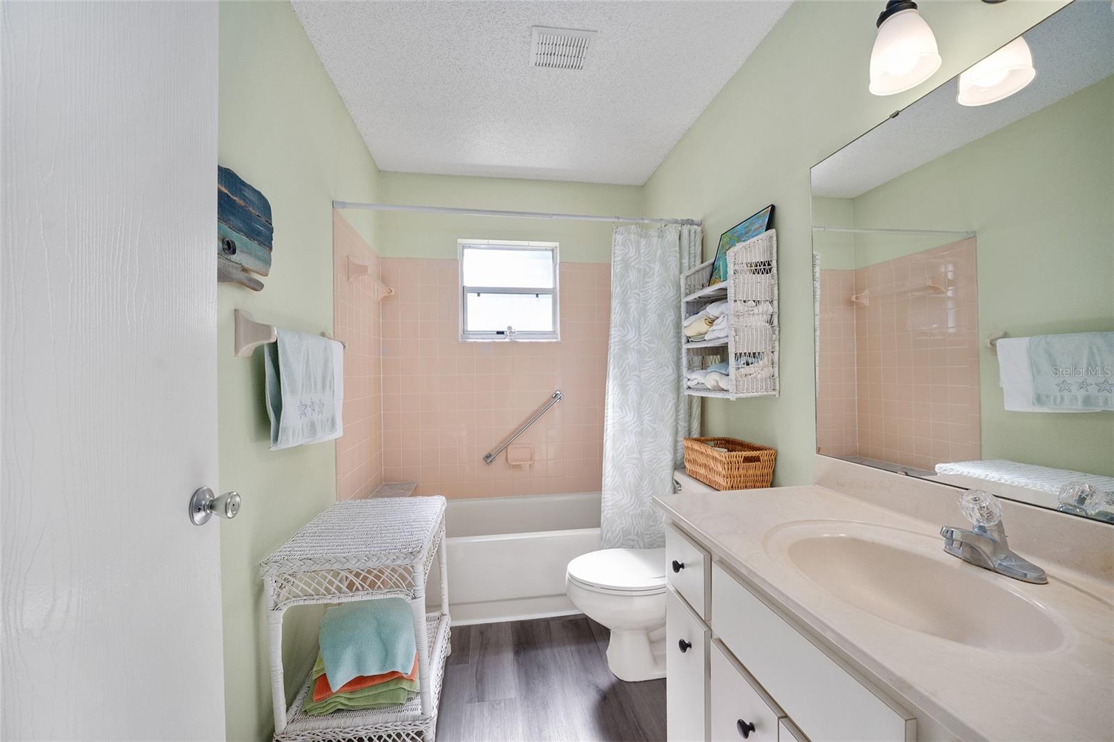 Image 24 of 34 For 8762 91st Street D