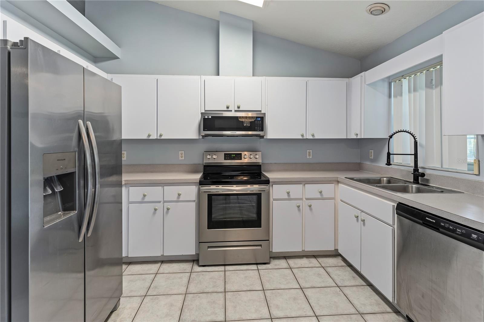 Image 7 of 20 For 5542 60th Terrace