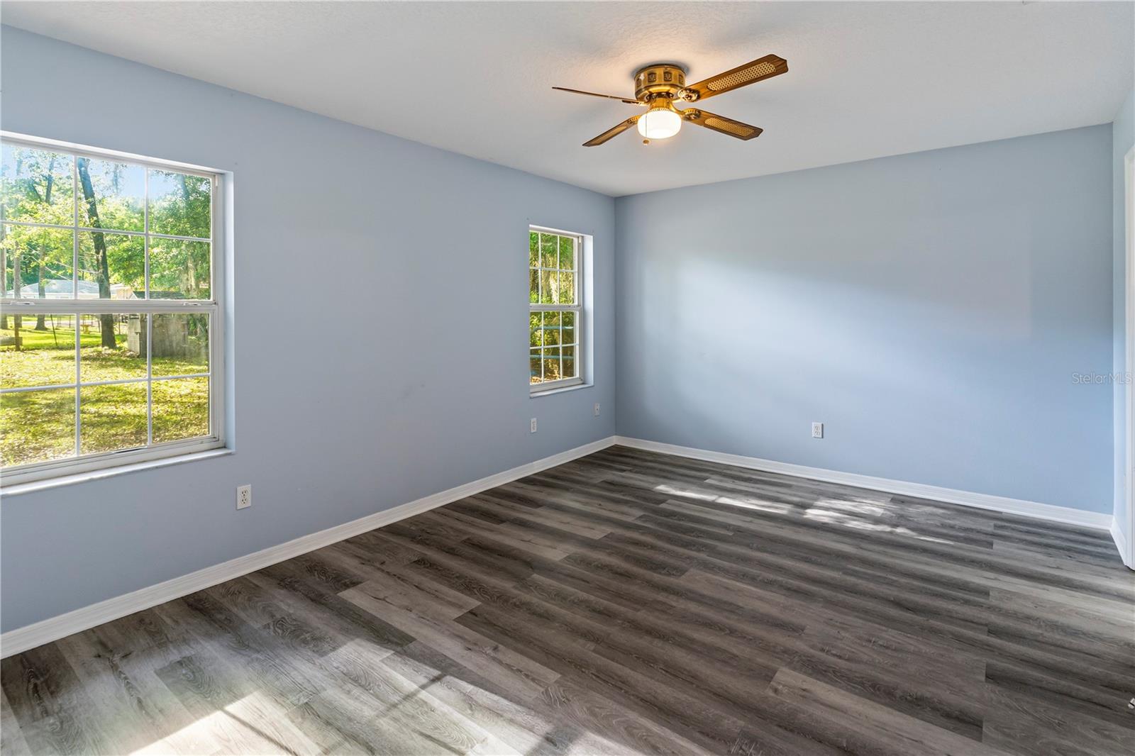 Image 9 of 20 For 5542 60th Terrace
