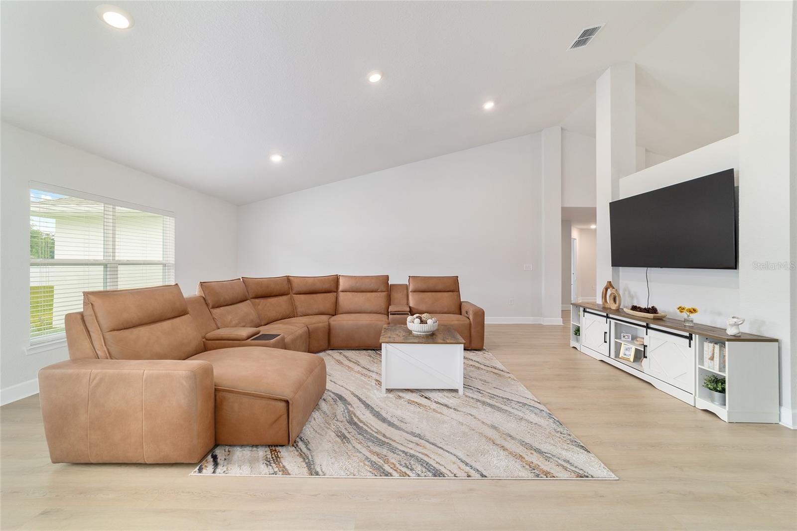 Image 19 of 62 For 11267 4th Street