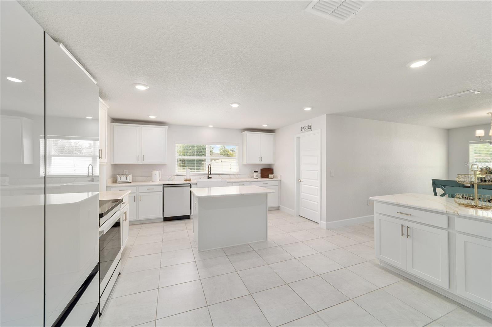 Image 21 of 62 For 11267 4th Street