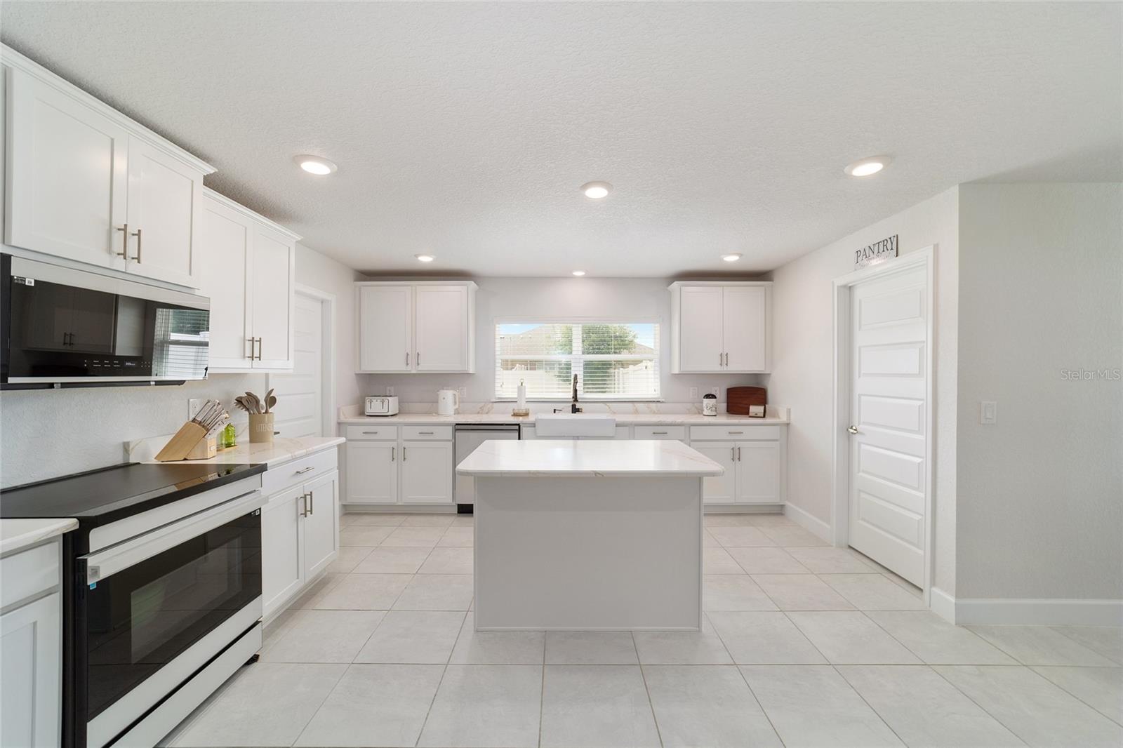 Image 22 of 62 For 11267 4th Street