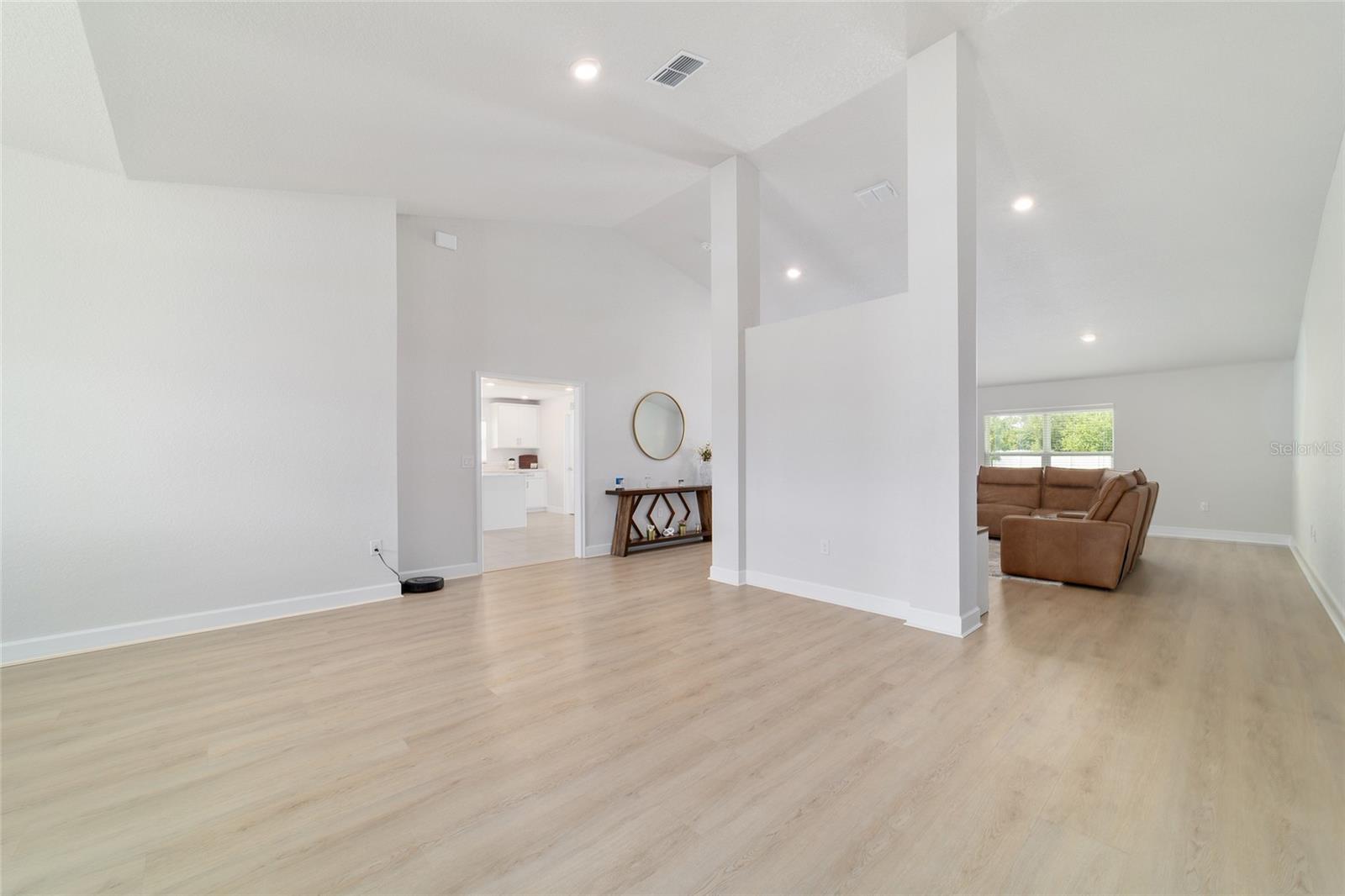 Image 9 of 62 For 11267 4th Street