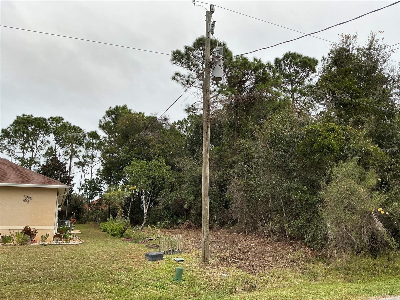 Image 5 of 7 For 12 Fayy Lane