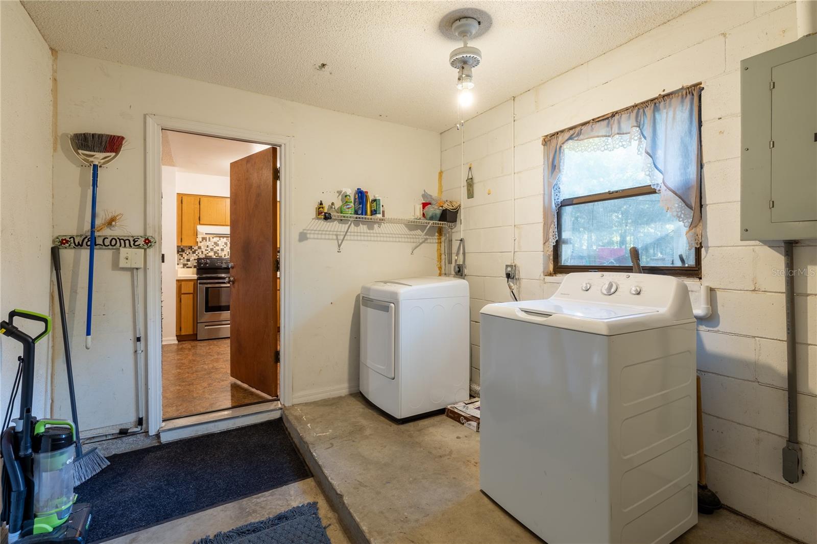 Image 35 of 61 For 2731 165th Terrace