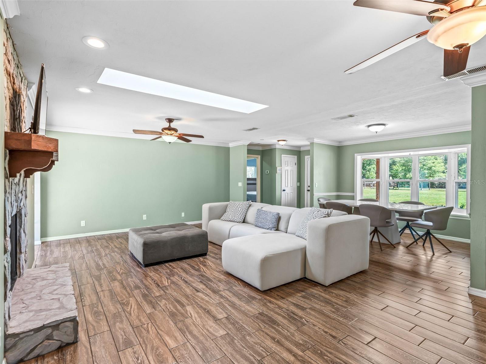 Image 10 of 35 For 2405 157th Lane Road