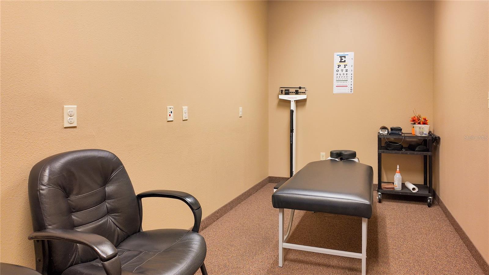 Image 23 of 86 For 3235 34th Street 102