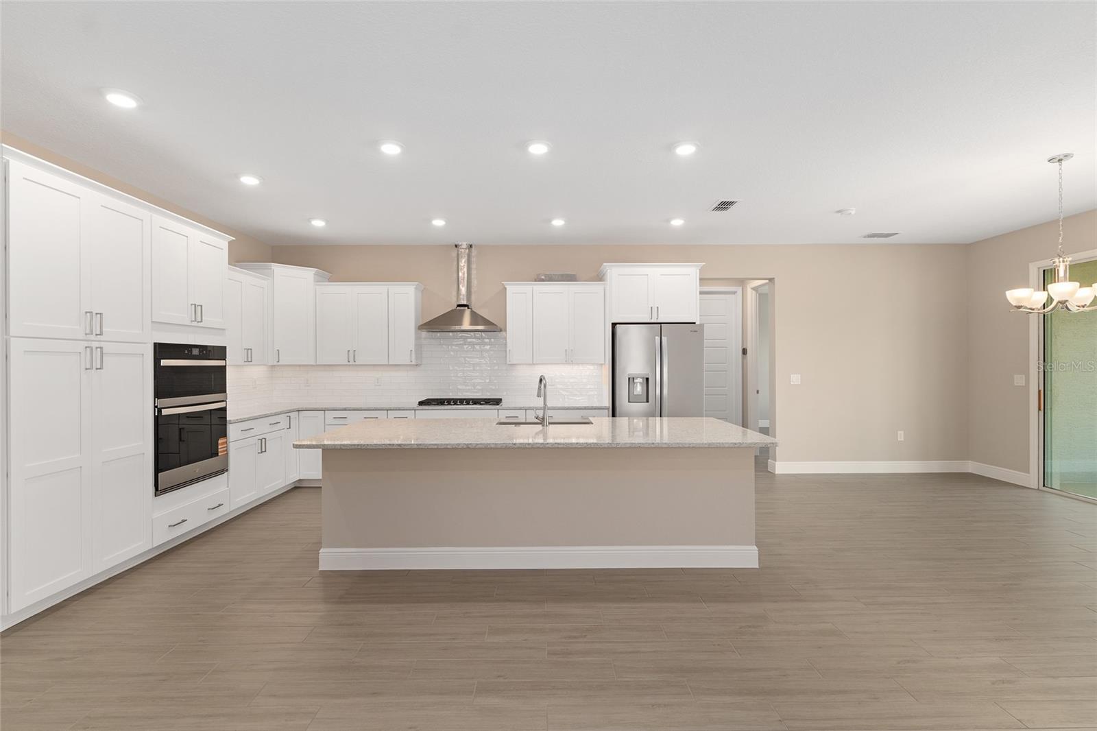 Image 17 of 61 For 8528 101st Avenue