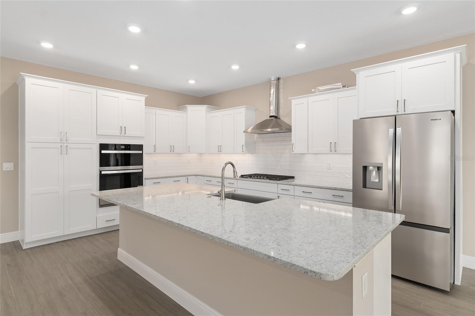 Image 19 of 61 For 8528 101st Avenue