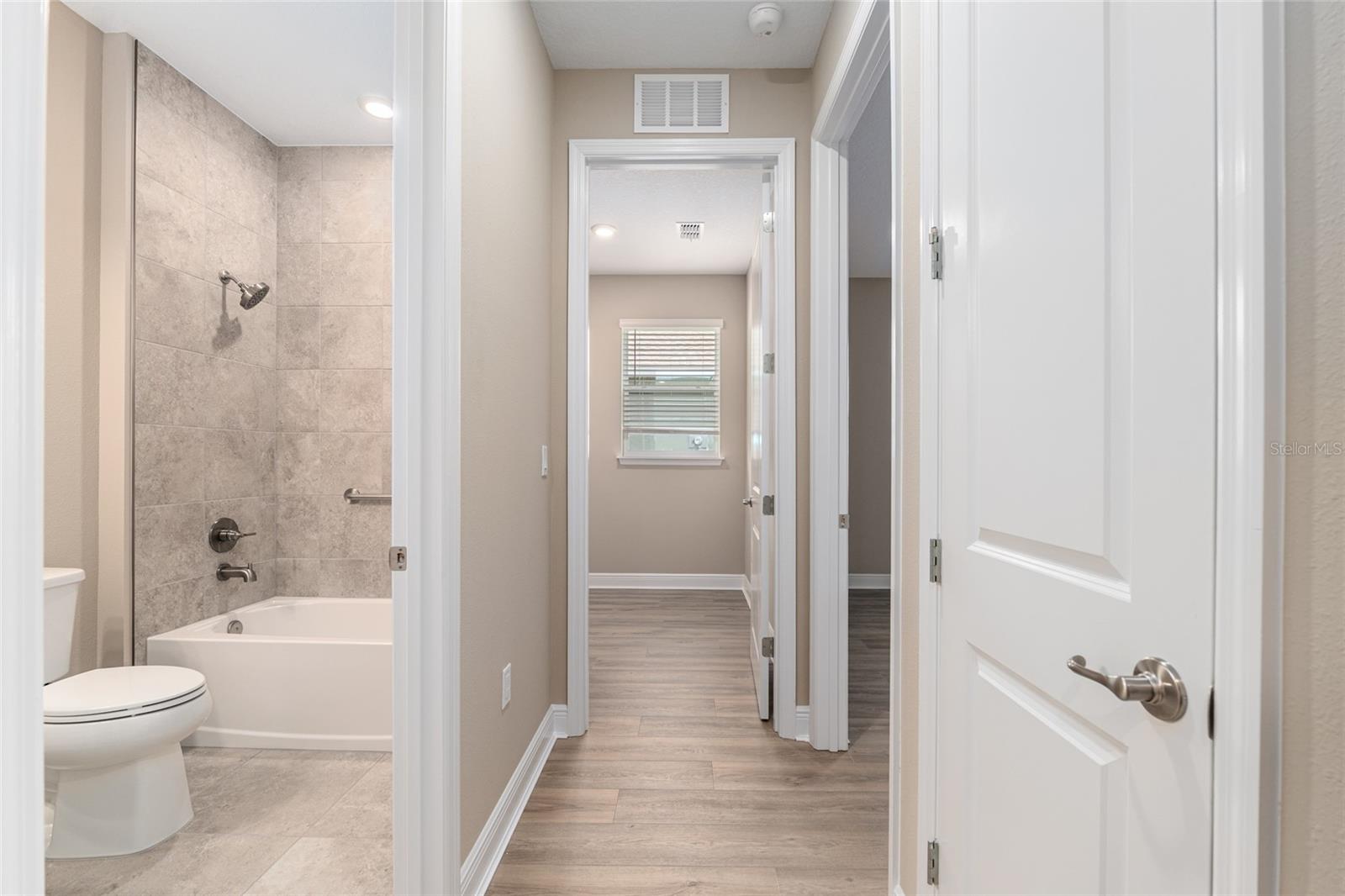 Image 47 of 70 For 10216 85th Place Road