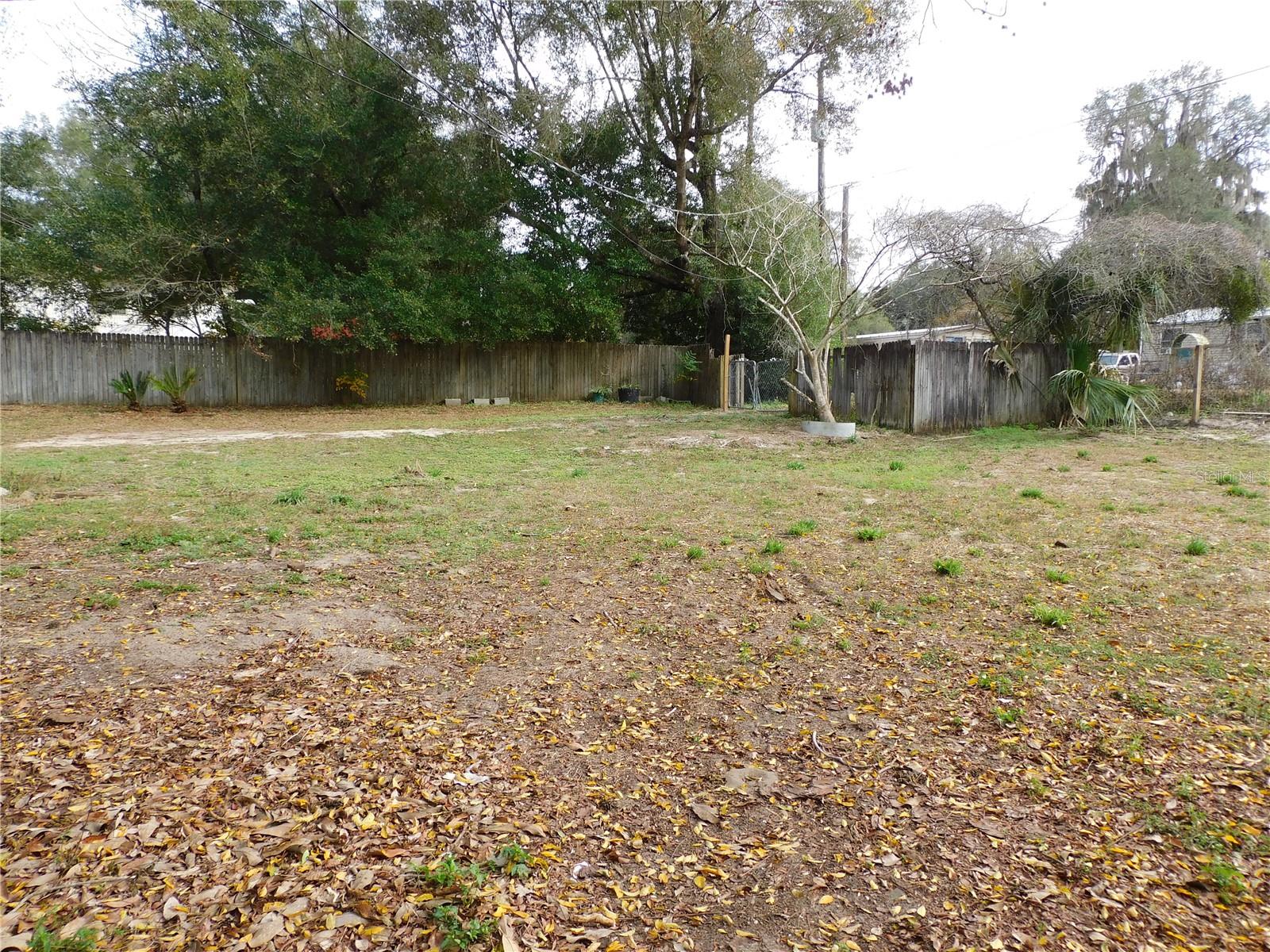 Image 18 of 36 For 16900 Fort King Street