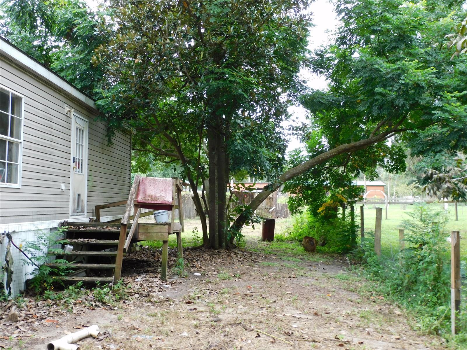 Image 29 of 36 For 16900 Fort King Street