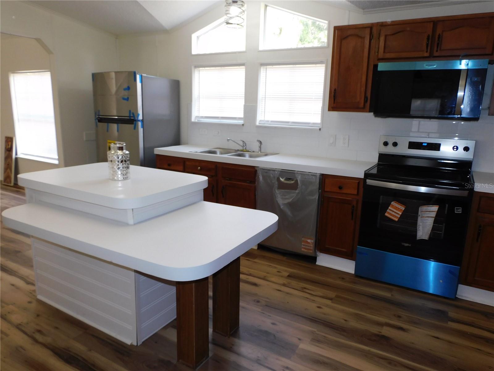 Image 7 of 36 For 16900 Fort King Street