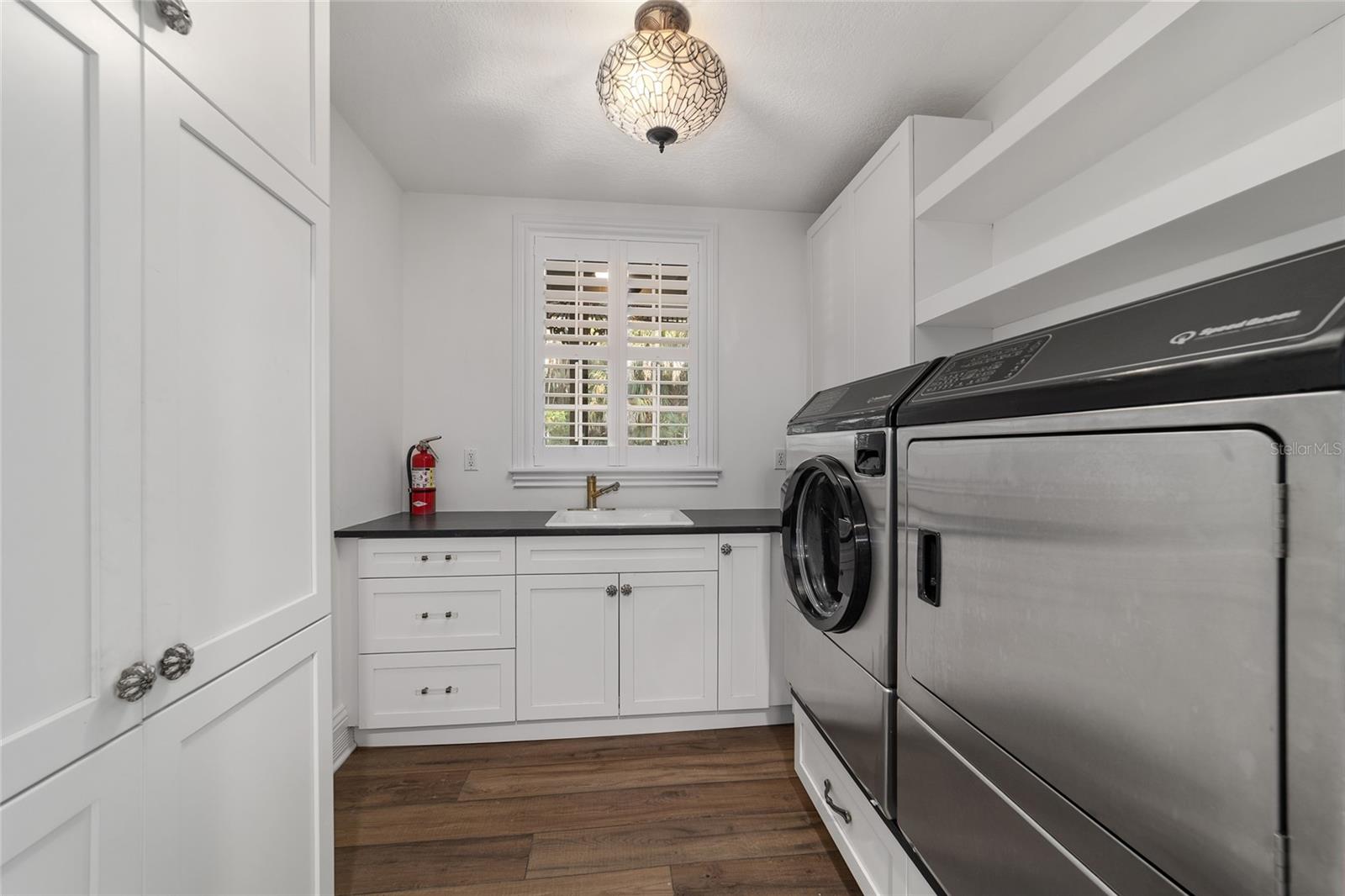 Image 18 of 65 For 22620 Highway 441 N