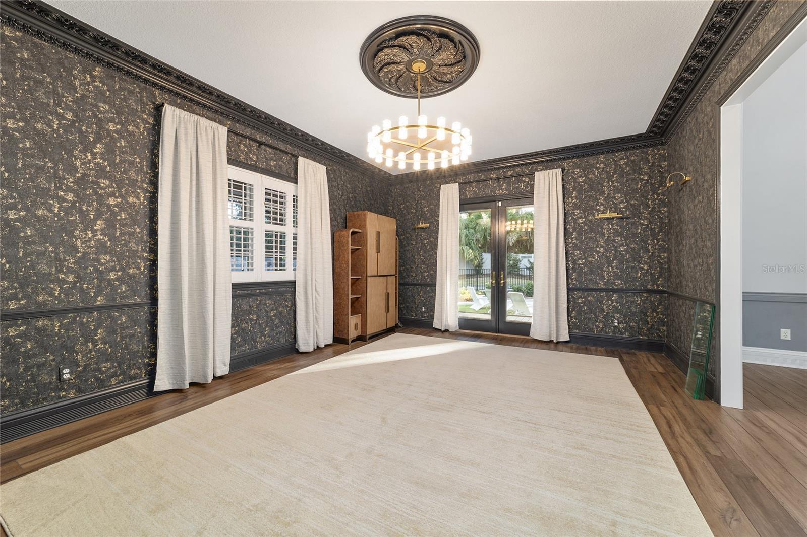 Image 21 of 65 For 22620 Highway 441 N