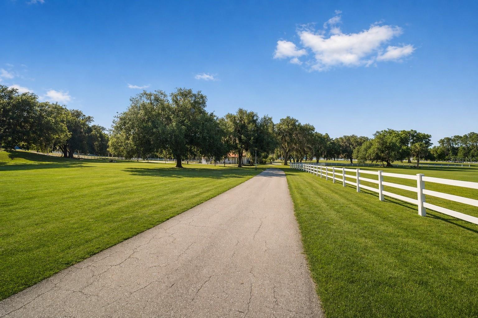 Image 34 of 65 For 22620 Highway 441 N