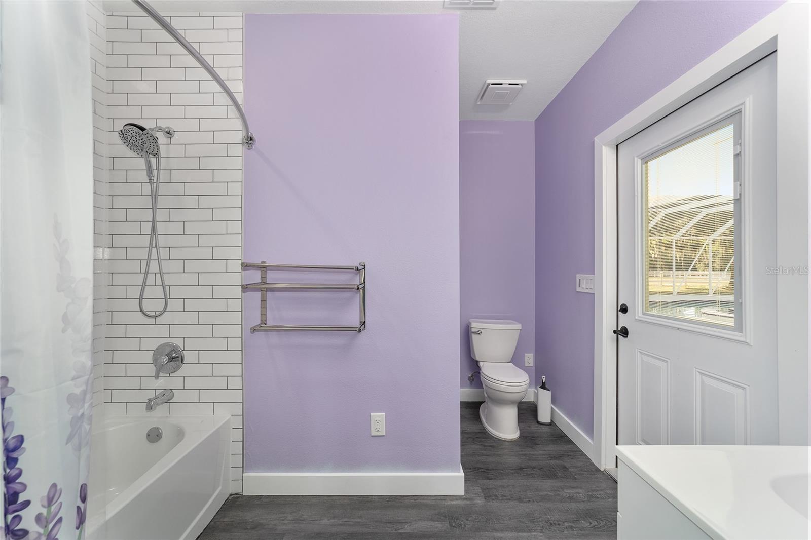 Image 44 of 65 For 22620 Highway 441 N