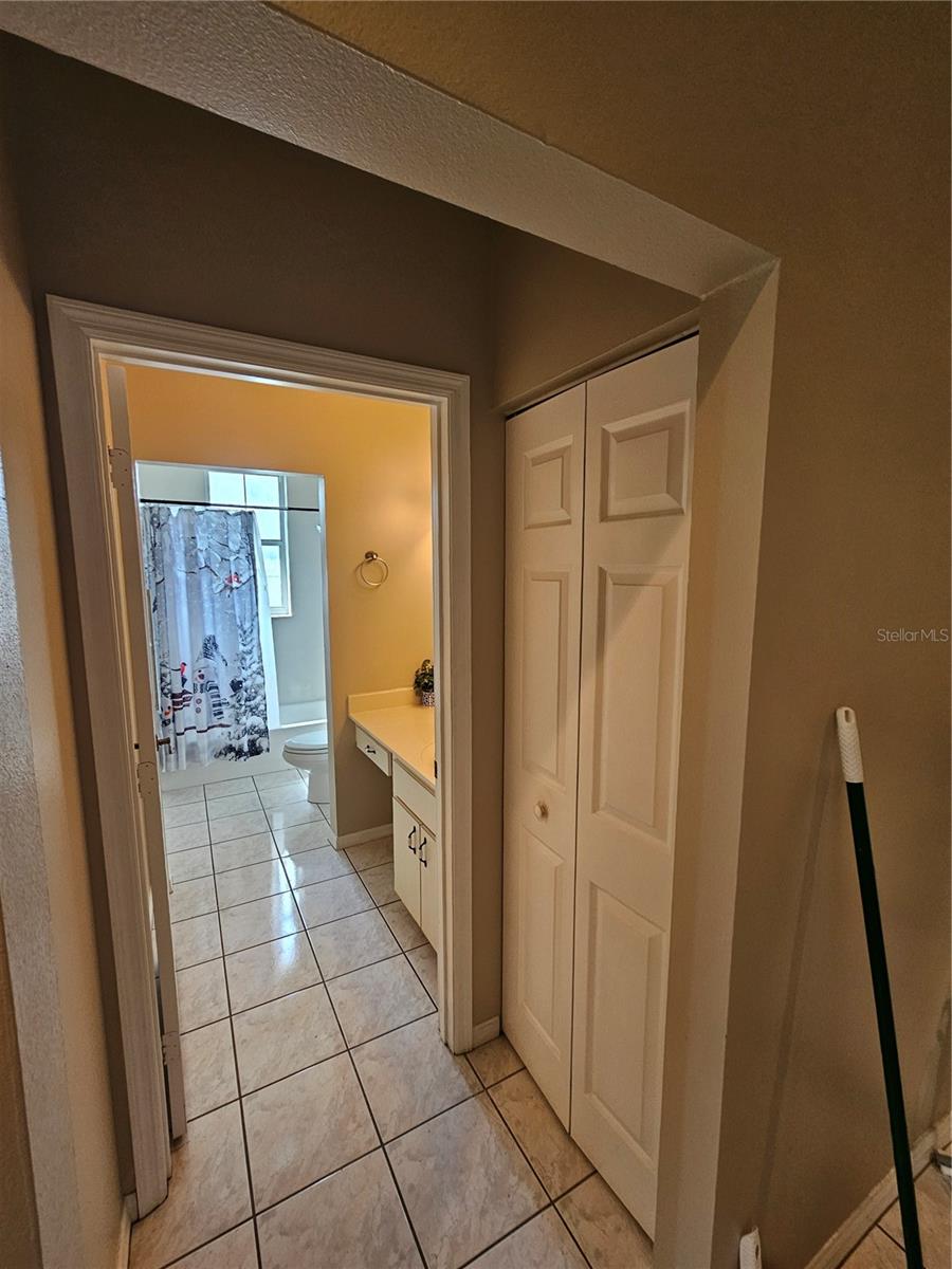 Image 14 of 21 For 17817 115th Court