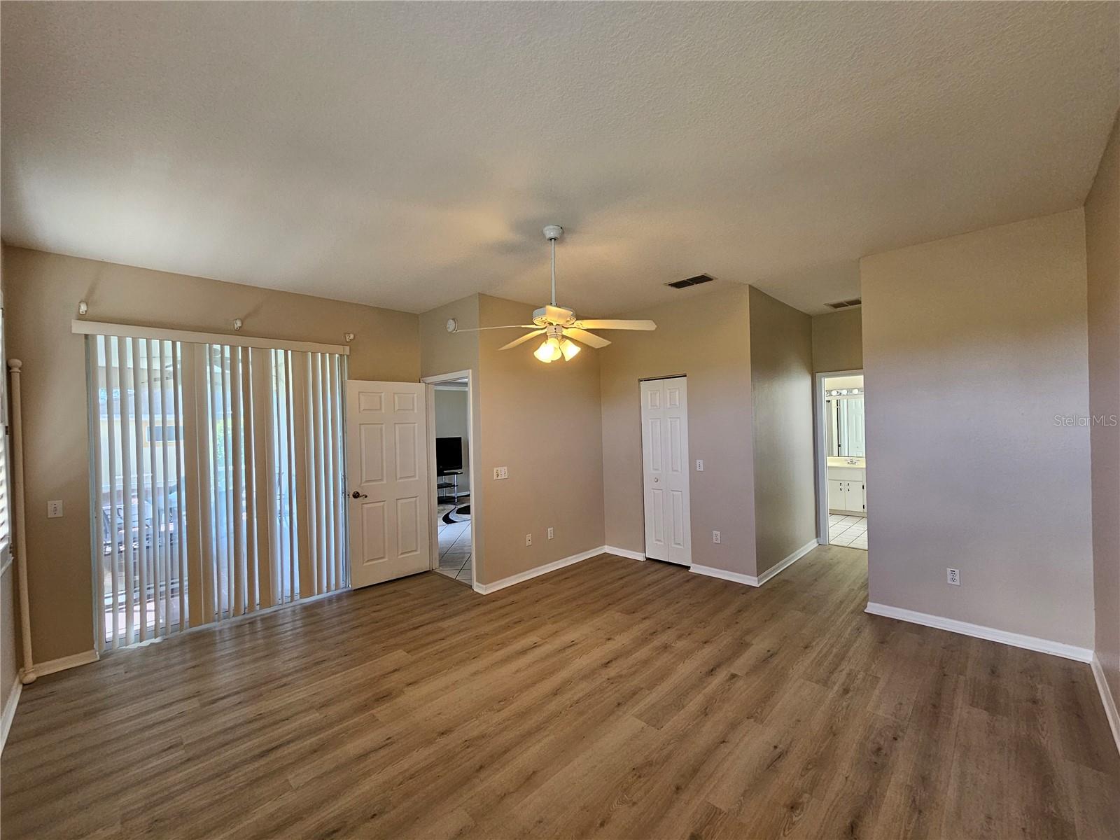 Image 4 of 21 For 17817 115th Court