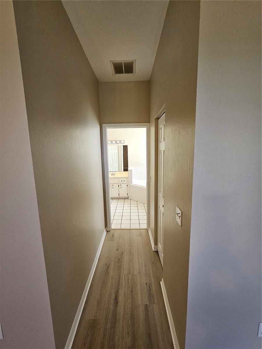 Image 6 of 21 For 17817 115th Court