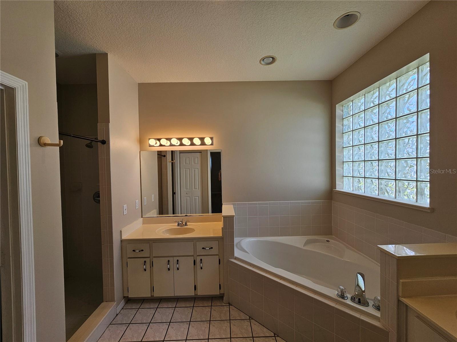 Image 8 of 21 For 17817 115th Court