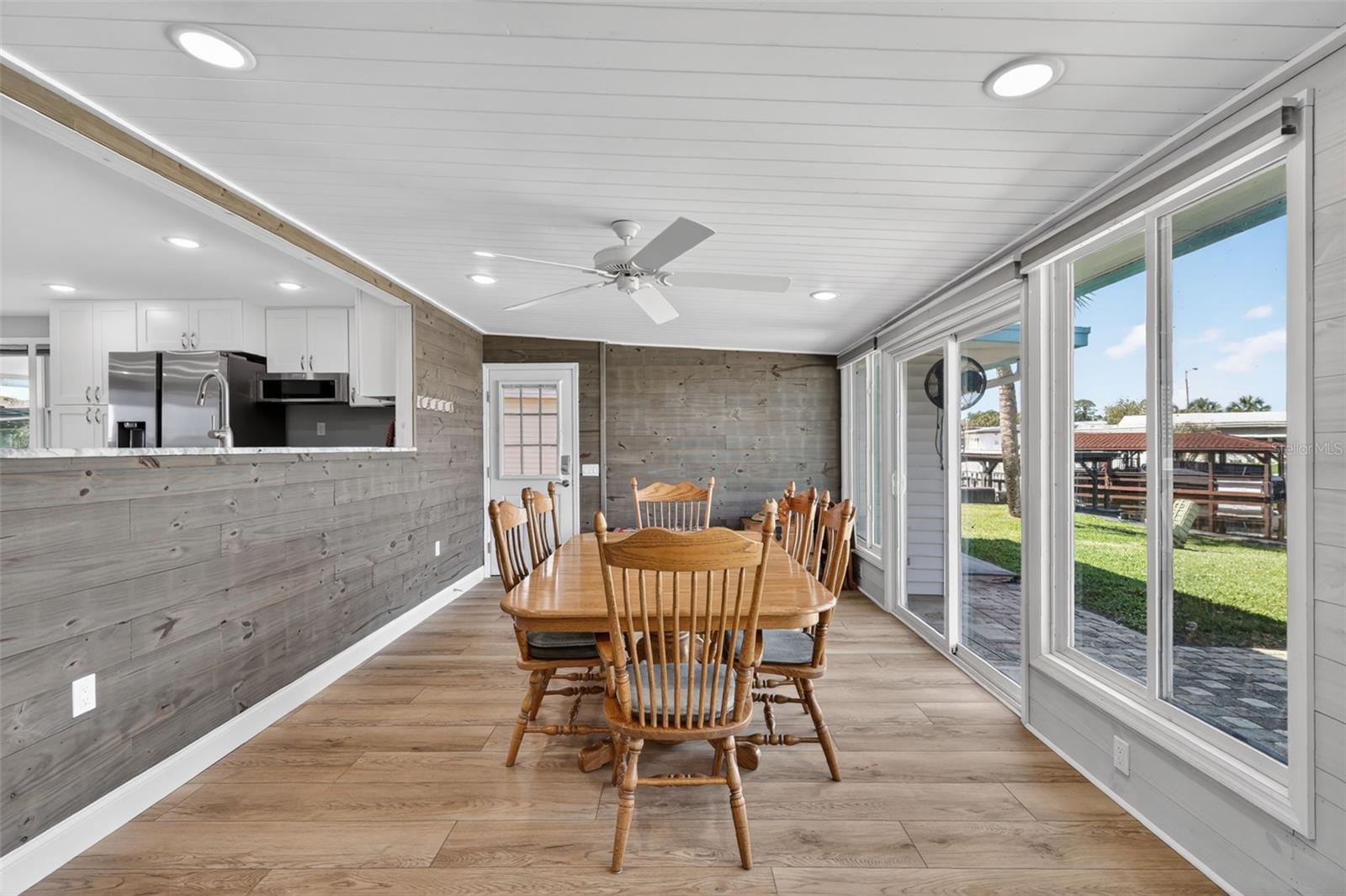 Image 15 of 34 For 1015 Southland Drive