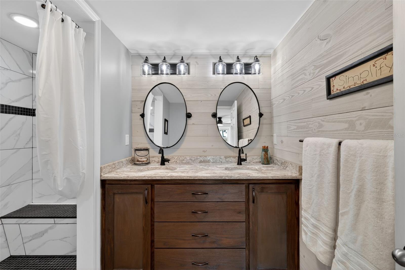 Image 20 of 34 For 1015 Southland Drive