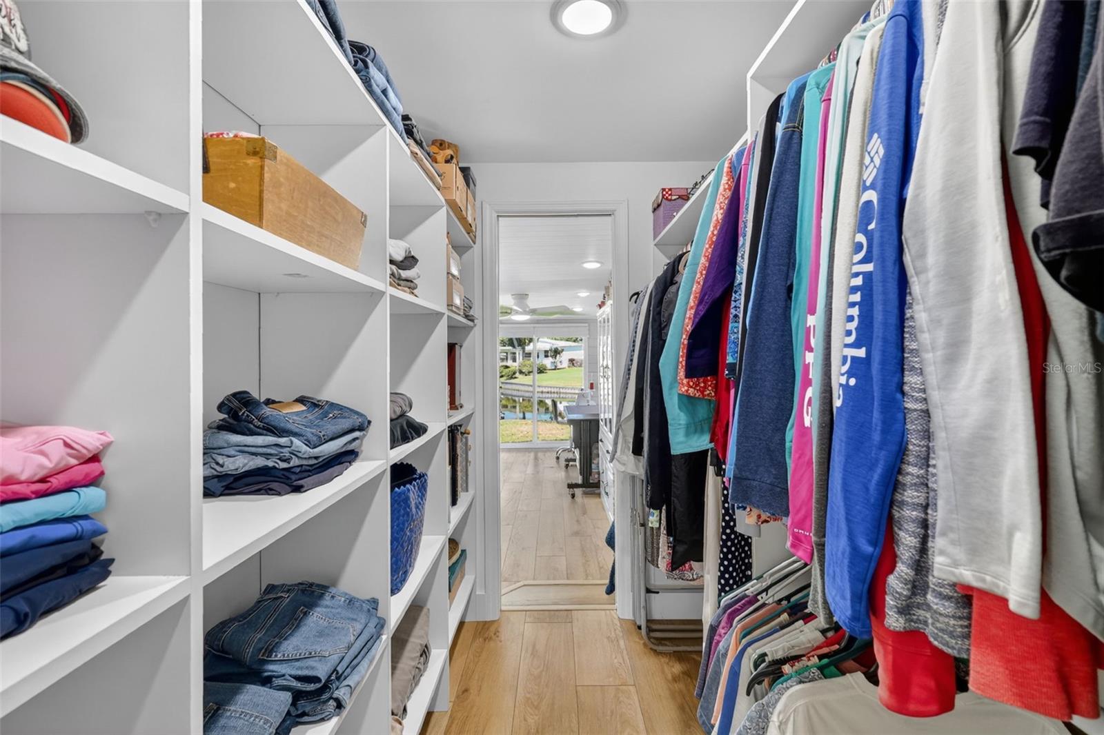 Image 21 of 34 For 1015 Southland Drive