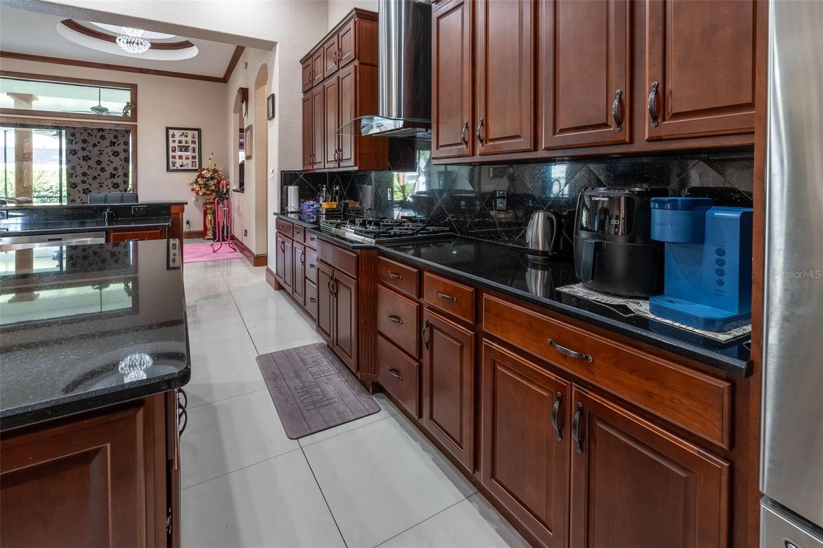 Image 14 of 62 For 4222 9th Avenue