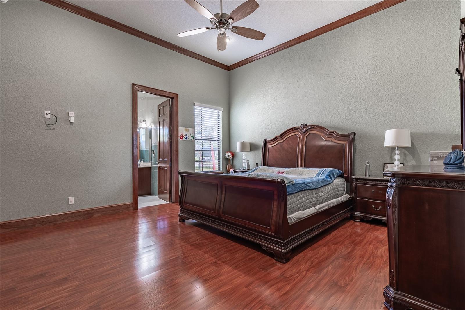 Image 33 of 62 For 4222 9th Avenue