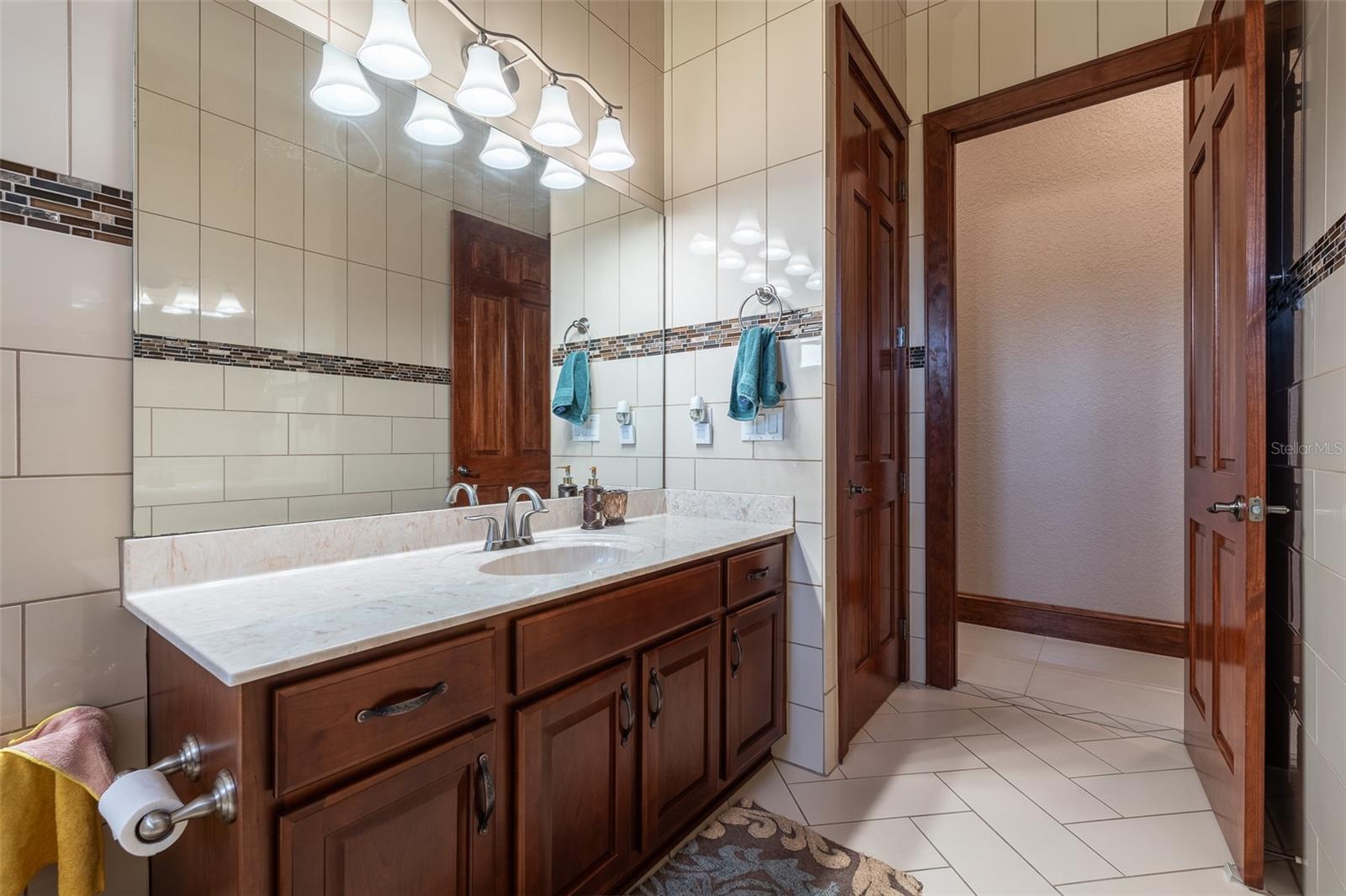 Image 41 of 62 For 4222 9th Avenue