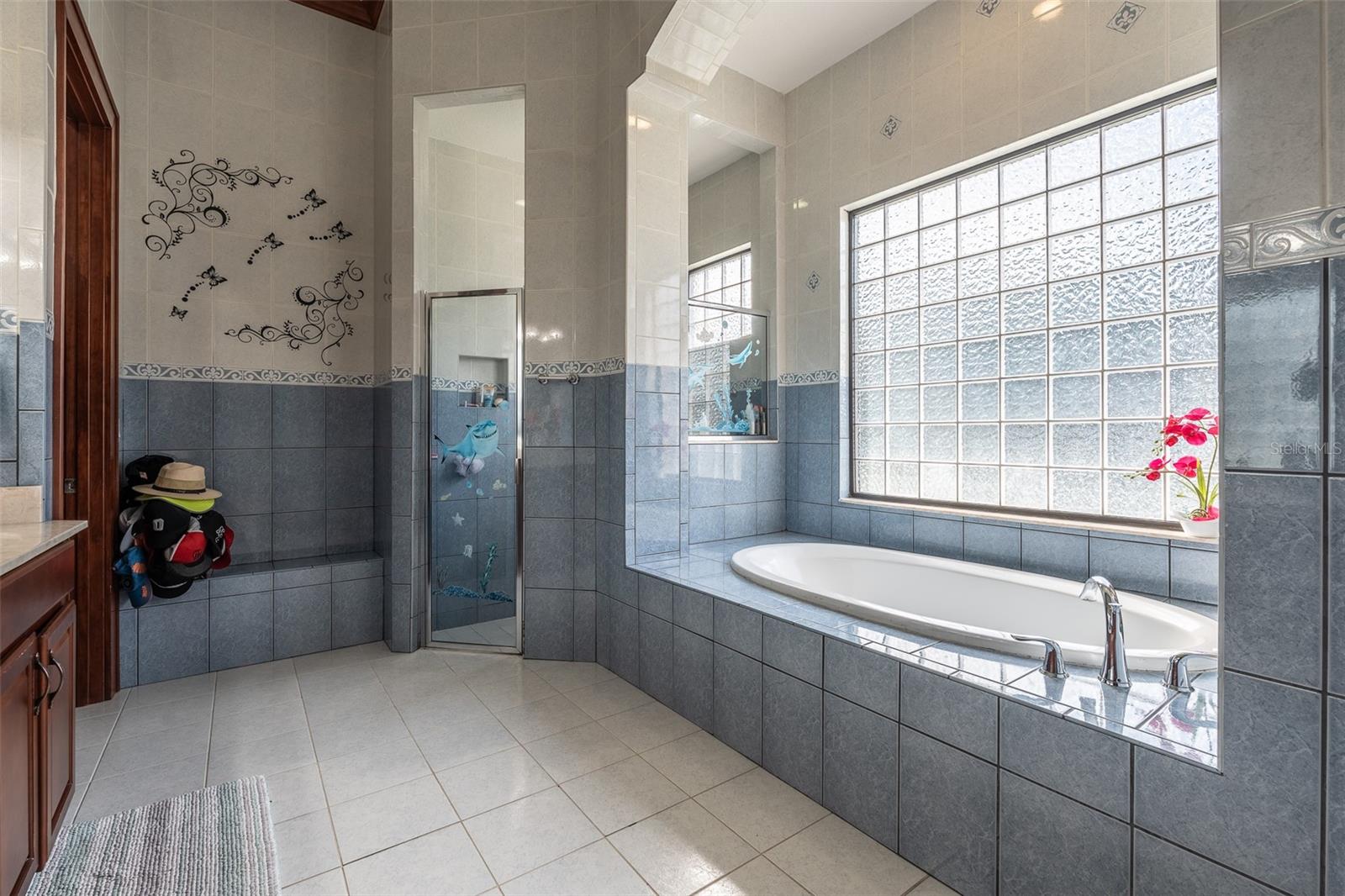 Image 46 of 62 For 4222 9th Avenue