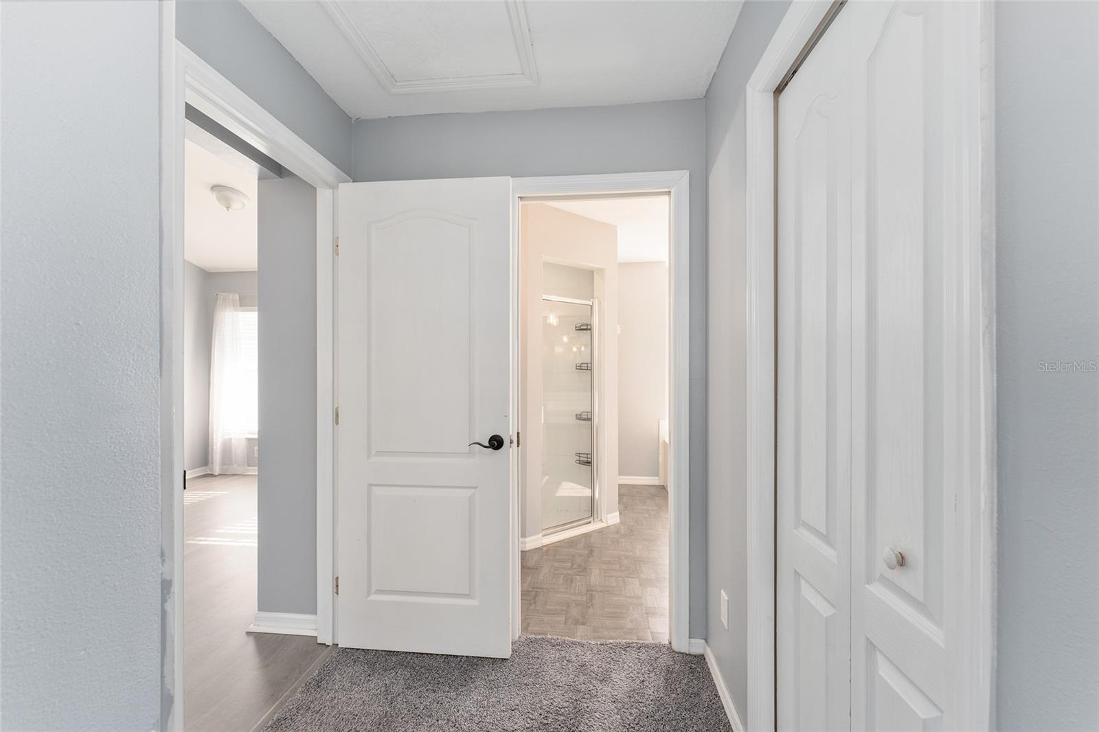 Image 22 of 50 For 6550 50th Court