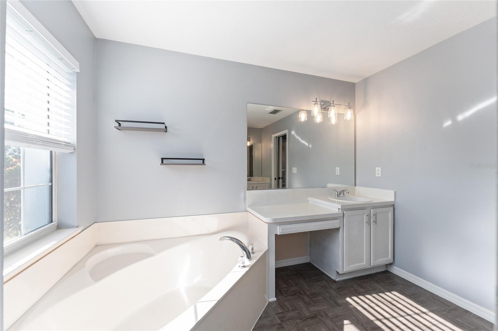 Image 30 of 50 For 6550 50th Court