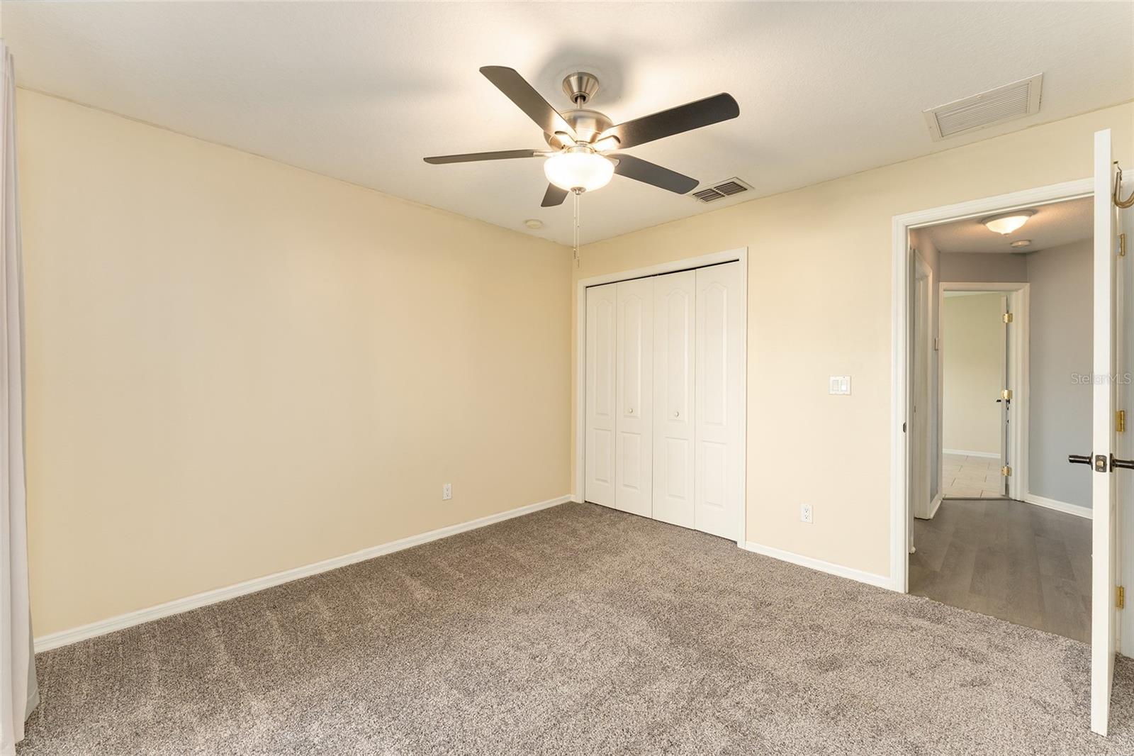 Image 33 of 50 For 6550 50th Court