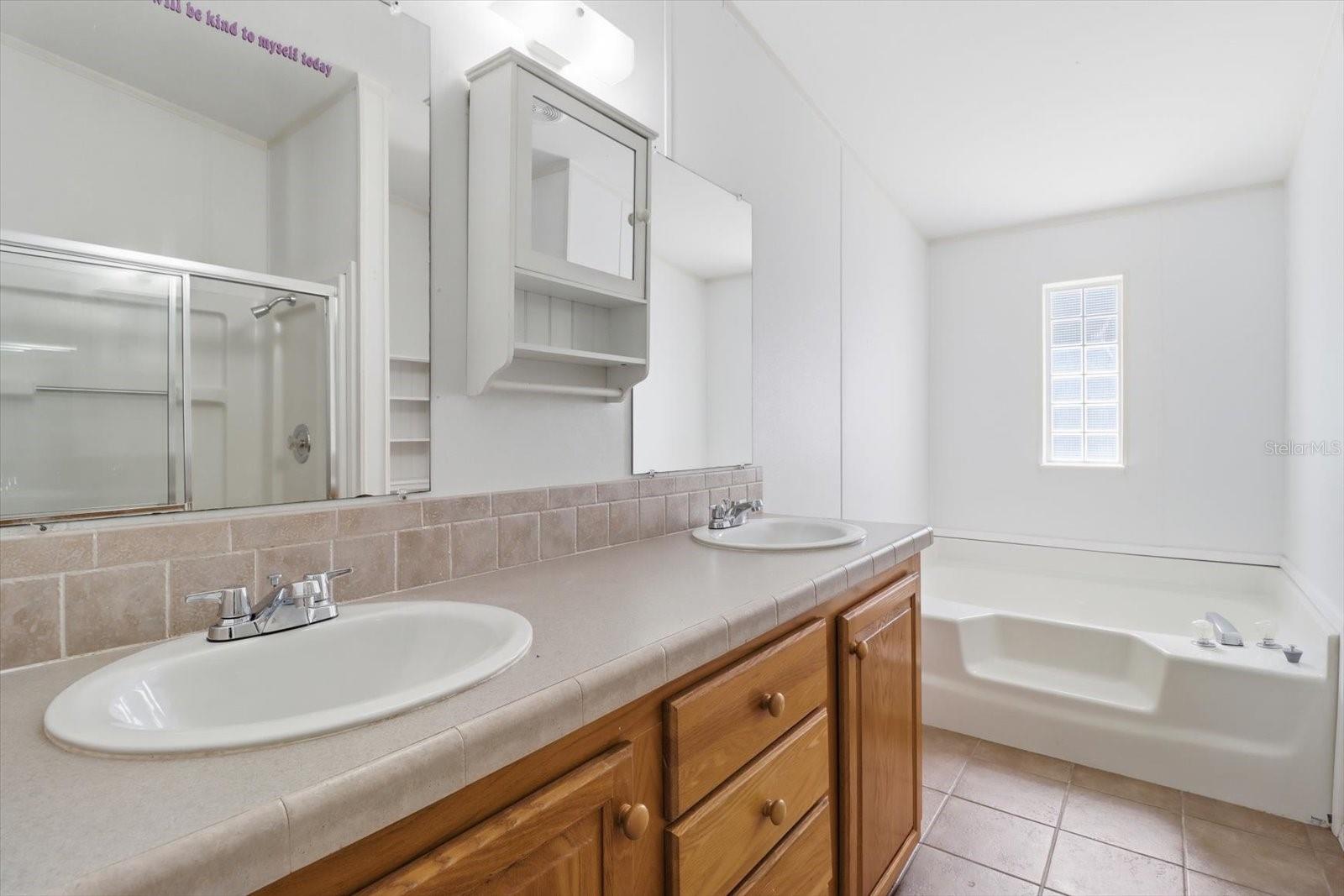 Image 15 of 45 For 5292 Bayliner Street