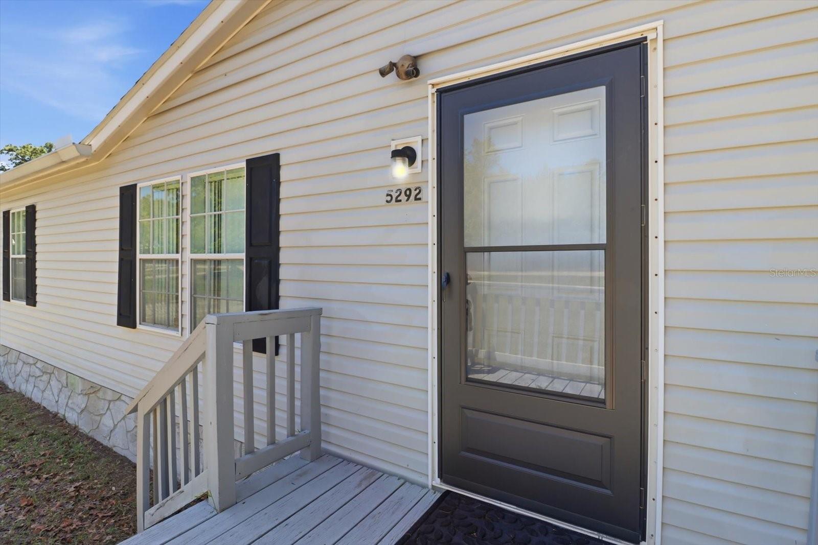 Image 5 of 45 For 5292 Bayliner Street