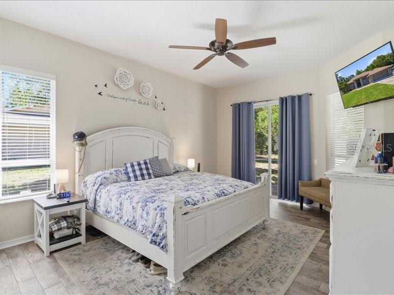 Image 25 of 45 For 35 Cypress Boulevard E