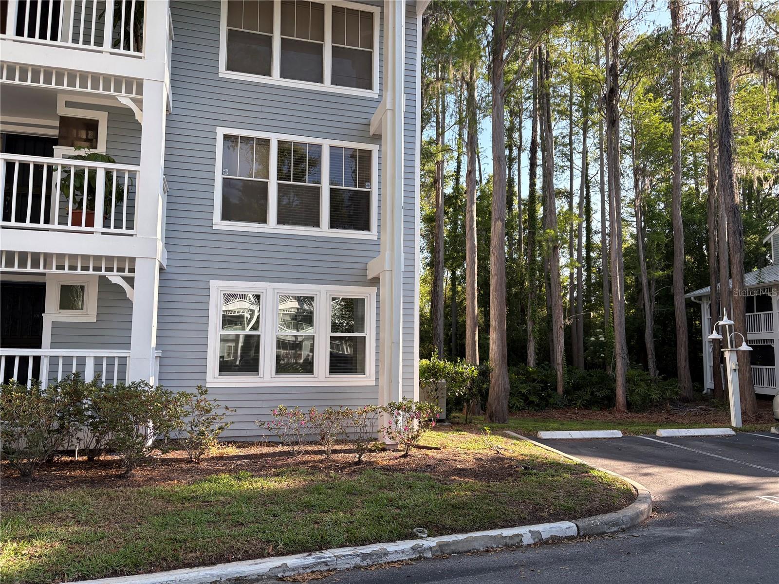 Image 3 of 31 For 2511 2511 Dolly Bay Drive 102