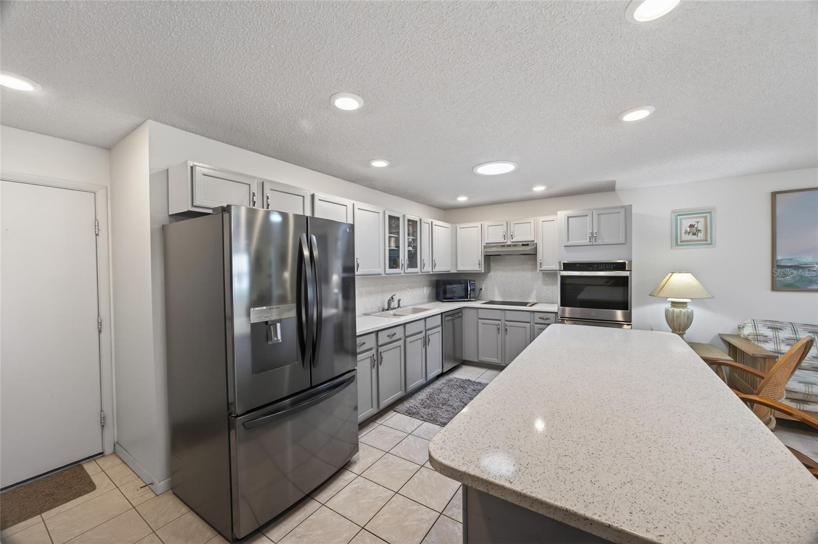 Image 14 of 34 For 9639 94th Avenue C