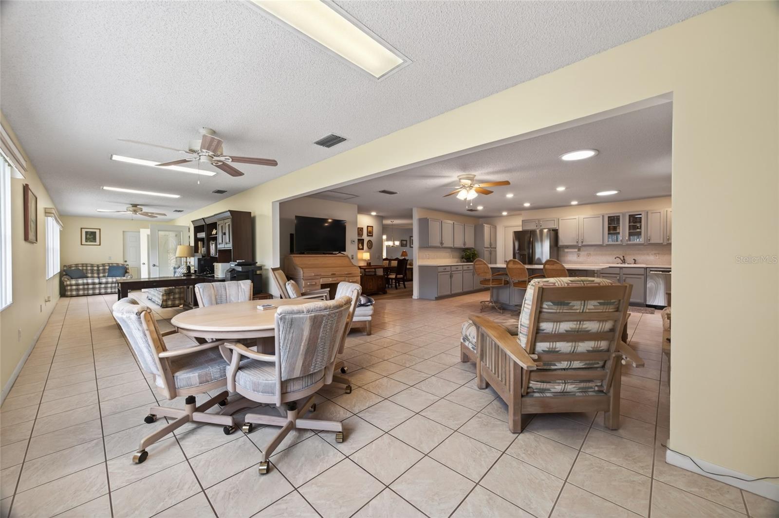 Image 19 of 34 For 9639 94th Avenue C